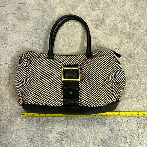 Olivia & Joy Y2K Revival Black & Tan Straw Vegan Leather Satchel Shoulder Bag - Picture 4 of 11